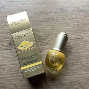 New L'OCCITANE Immortelle Divine Youth Oil (.5 oz)